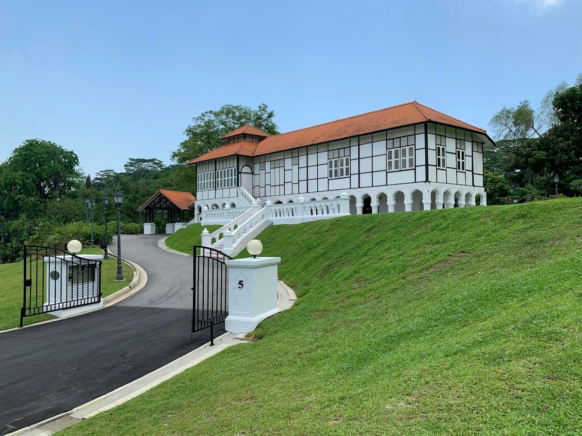 Villa R+1 neuve à Kégué